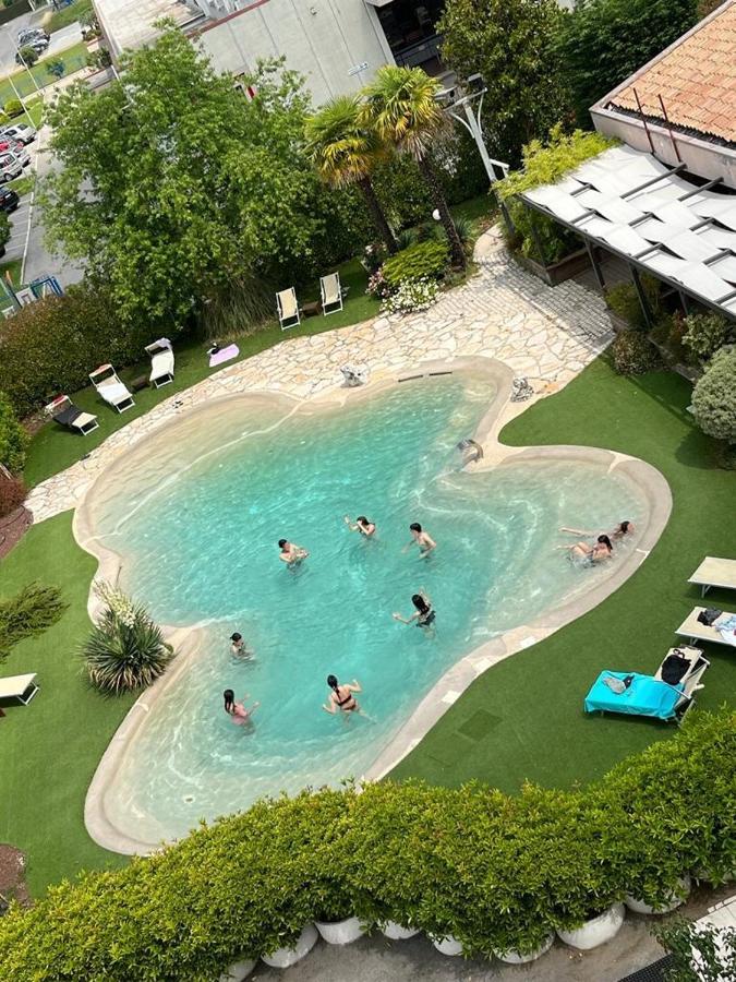 Hotel Posta 77 San Giorgio In Bosco Экстерьер фото
