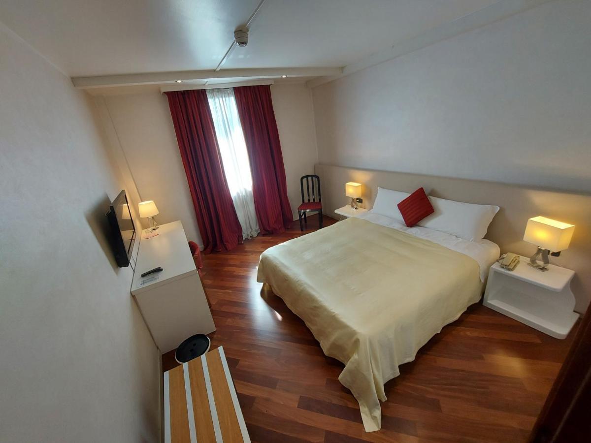 Hotel Posta 77 San Giorgio In Bosco Экстерьер фото