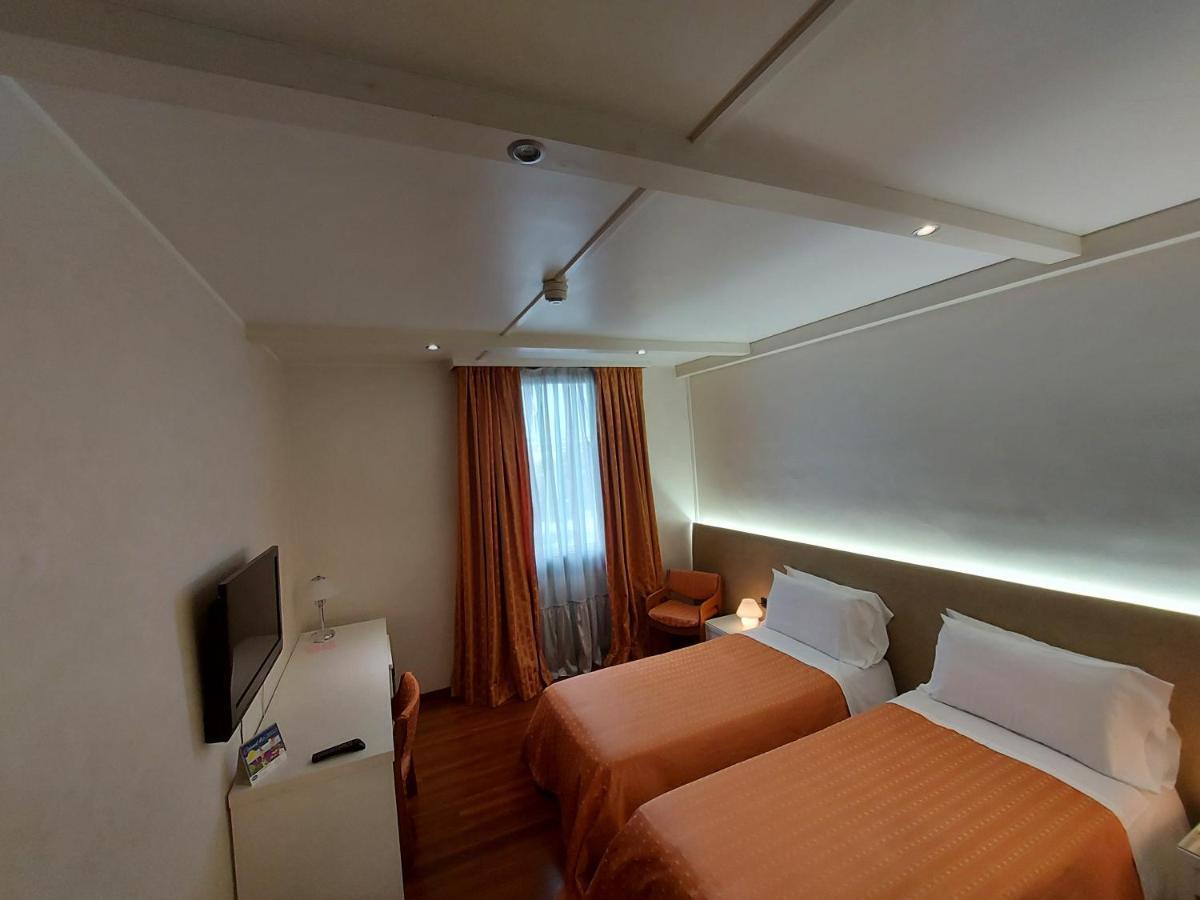 Hotel Posta 77 San Giorgio In Bosco Экстерьер фото