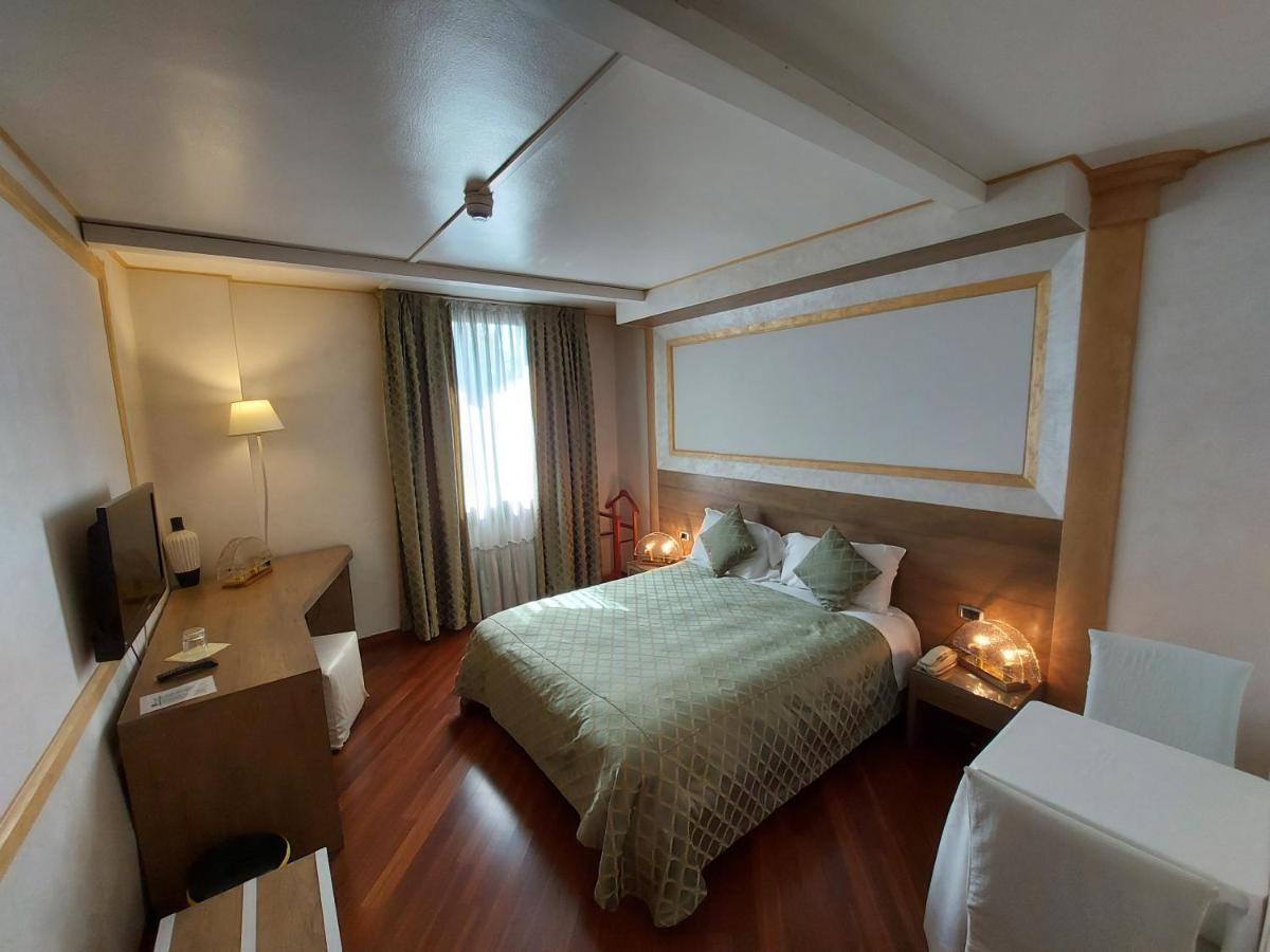 Hotel Posta 77 San Giorgio In Bosco Экстерьер фото